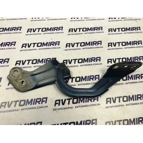 Петля капота ліва Ford Focus 3 2011-2017 BM51A16801AC